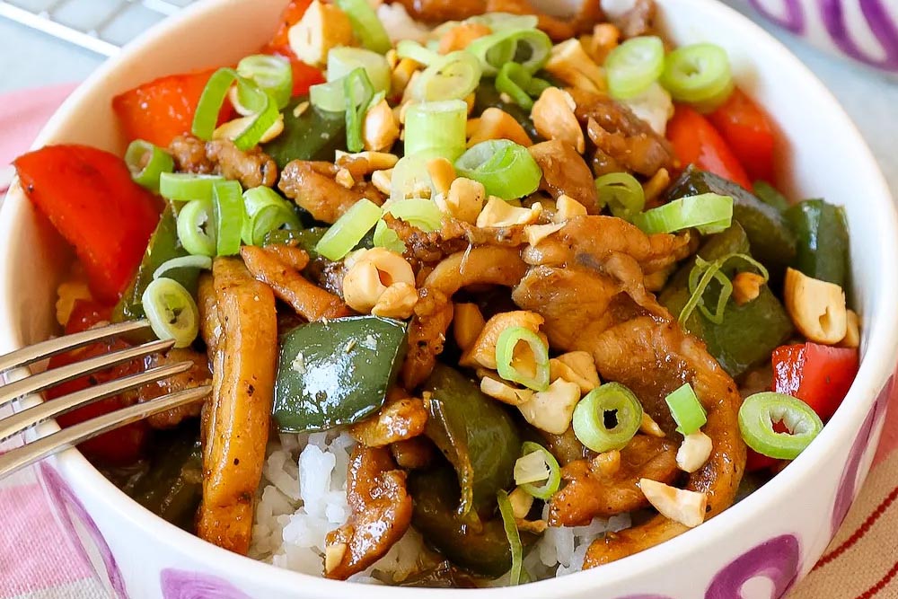 Honing cashew kip met rijst